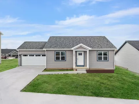 364 Orchid Ave #64, Stoughton, WI 53589