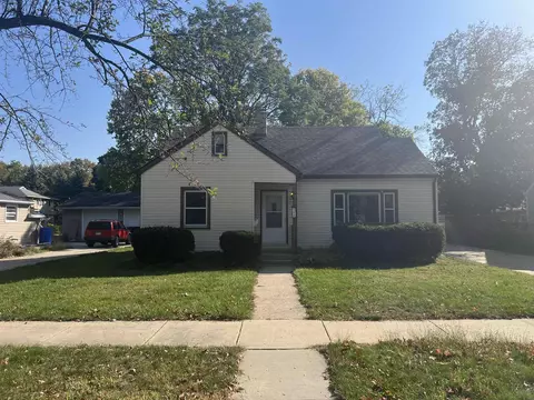 769 S Fremont St, Janesville, WI 53545