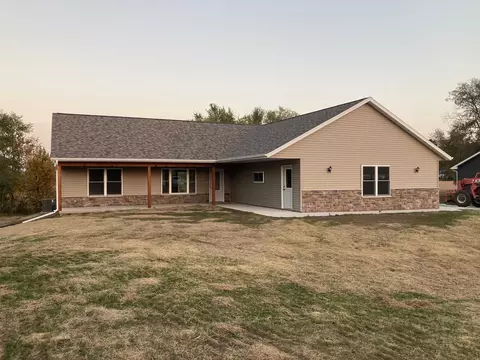 410 Mourning Dove Ct, Arena, WI 53503