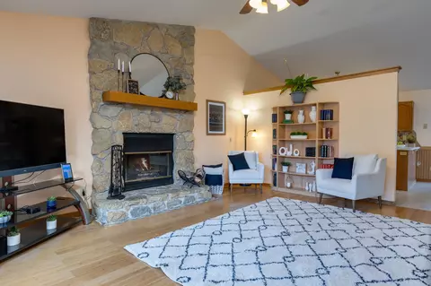 6422 Westin Dr, Madison, WI 53719