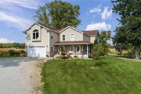 1801 County Rd W, Stoughton, WI 53589