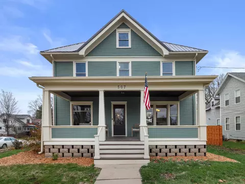 507 10th St, Brodhead, WI 53520