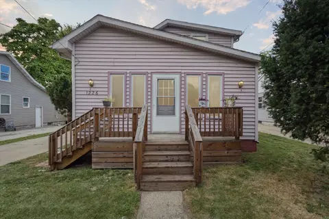 1226 Mckinley Ave, Beloit, WI 53511