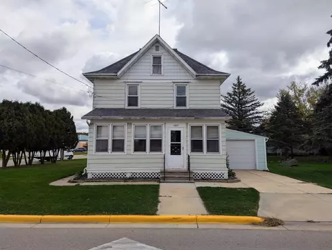 2820 Church St, Cross Plains, WI 53528