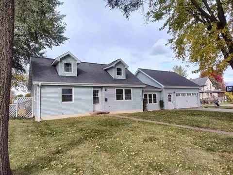 205 Brindley St, Boscobel, WI 53805
