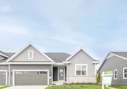 2134 Waters Edge Trl, Madison, WI 53718