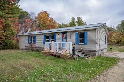 n10574 North 7th Avenue, Necedah, WI 54646