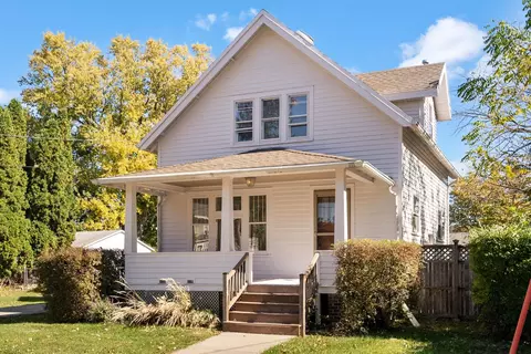 526 N Chatham St, Janesville, WI 53548