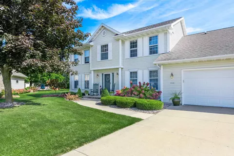 3040 Wyldeflower Ct, Oshkosh, WI 54904