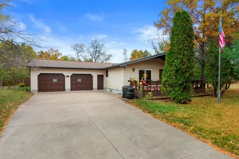 1320 Rapids Trl, Nekoosa, WI 54457