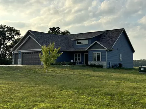 w2096 County Road Z, Fall River, WI 53932