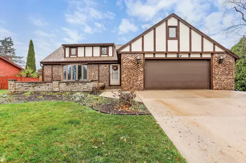 3014 Bond Pl, Janesville, WI 53548