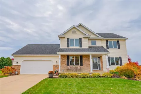 929 Fly Wheel Cir, Deforest, WI 53532