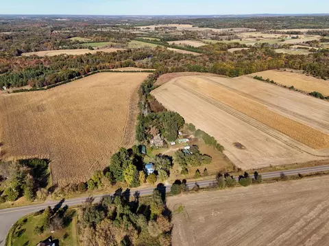 w11060 Wisconsin 127, Portage, WI 53901