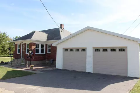 207 West St, Kendall, WI 54638