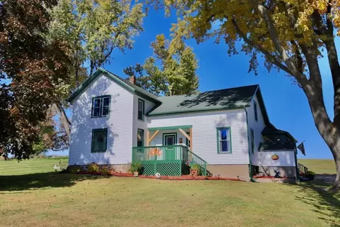 w908 County Road Z, Fall River, WI 53932