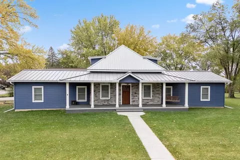 308 S Washington St, New Lisbon, WI 53950
