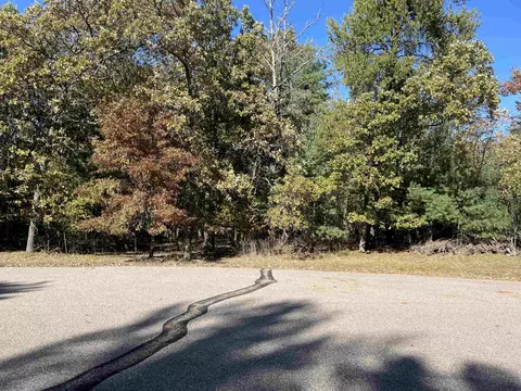 5821 Paul Revere Ct, Wisconsin Rapids, WI 54494
