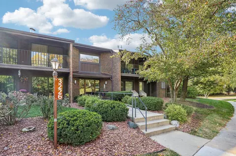 3226 Creek View Dr #7, Middleton, WI 53562