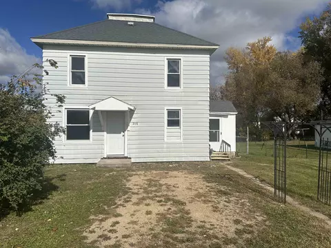 208 South St, Camp Douglas, WI 54618
