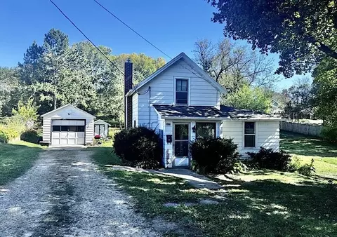 605 Hill St, Stoughton, WI 53589