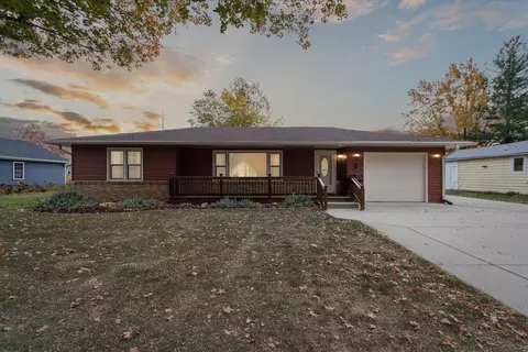 506 E 4th Ave, Brodhead, WI 53520