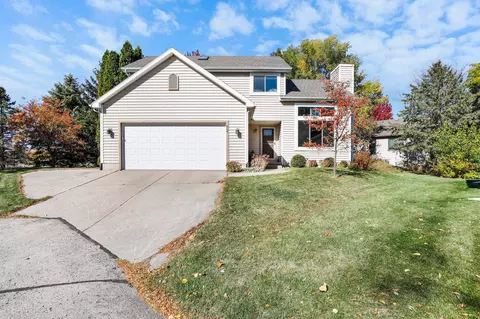 854 Sky Ridge Dr, Madison, WI 53719