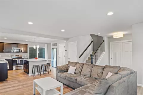 6186 Driscoll Dr, Madison, WI 53718
