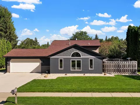 1800 Pennsylvania Ave, Sun Prairie, WI 53590