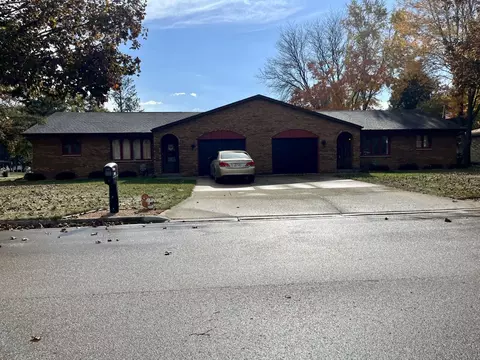 3418-3420 Park View Dr, Janesville, WI 53546