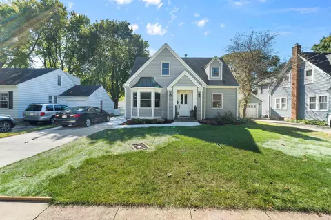 7029 Elmwood Ave, Middleton, WI 53562