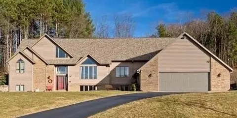 1731 S Highland Dr, Sparta, WI 54656
