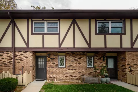 325 York Rd, Edgerton, WI 53534