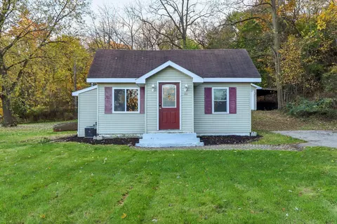 1125 Hamilton Ave, Janesville, WI 53548