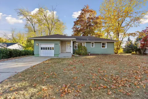 1912 House St, Beloit, WI 53511