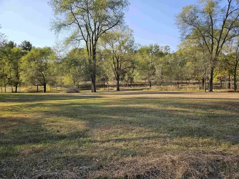 53 N Ac N 2nd Ct, Oxford, WI 53952