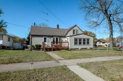 247 N Grove St, Reedsburg, WI 53959