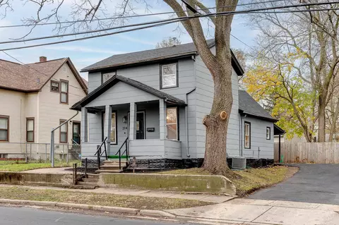 314 8th St, Beloit, WI 53511