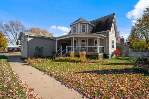 310 Broadway St, Berlin, WI 54923