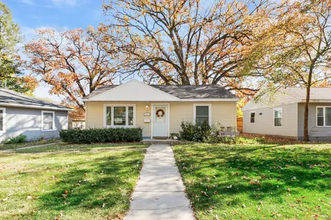 27 Craig Ave, Madison, WI 53705