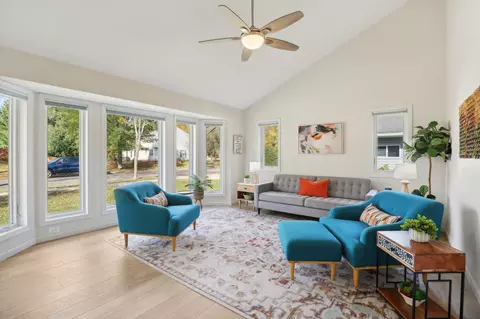 5527 Woodglen Trl, Madison, WI 53716