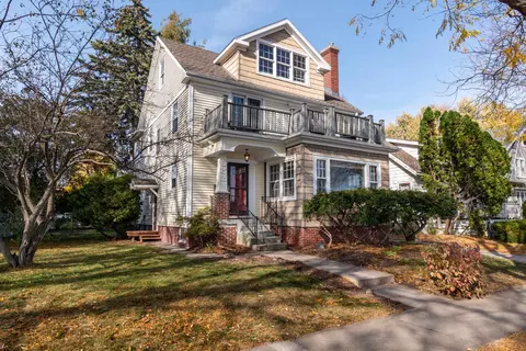 622 W Shore Dr, Madison, WI 53715