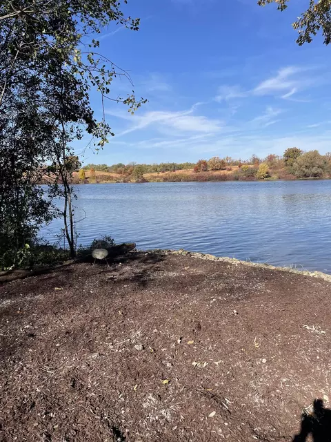 3528 River Bay Dr, Beloit, WI 53511