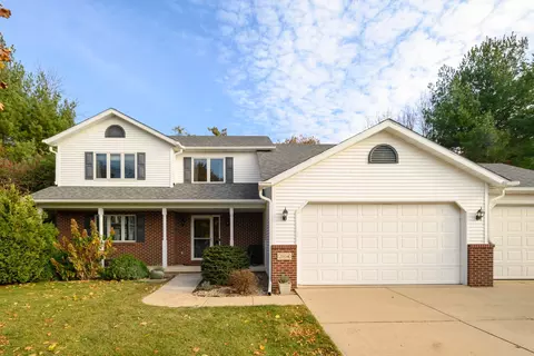 2104 Misty Mountain Ct, Cross Plains, WI 53528