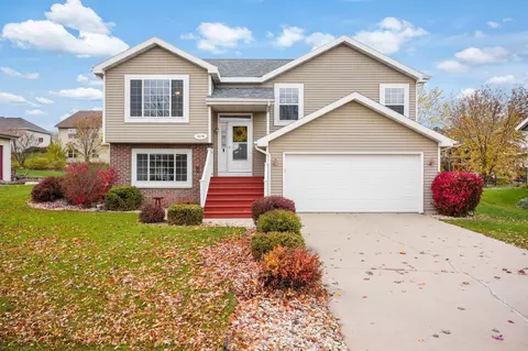3176 W Main St, Sun Prairie, WI 53590