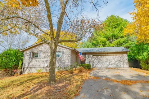 2310 Whitlock Rd, Madison, WI 53719