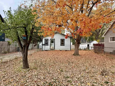 2530 Dahle St, Madison, WI 53704
