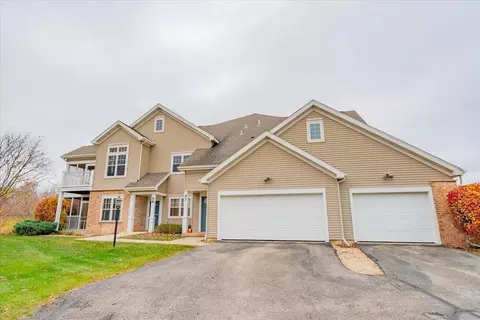 45 Corner Stone Way #47, Fitchburg, WI 53711