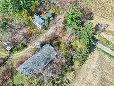 w3979 Scheel Lane, Helenville, WI 53137