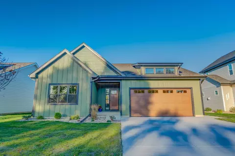 725 Spruce St, Sauk City, WI 53583